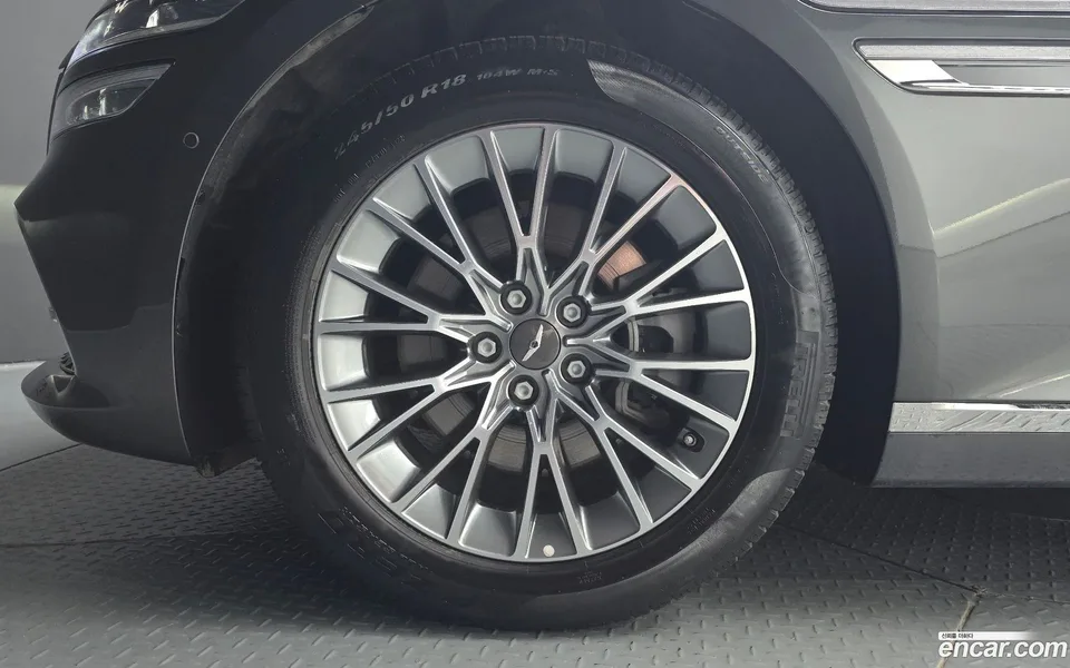 Genesis G80 2.5 2WD 2023 — thumbnail 2