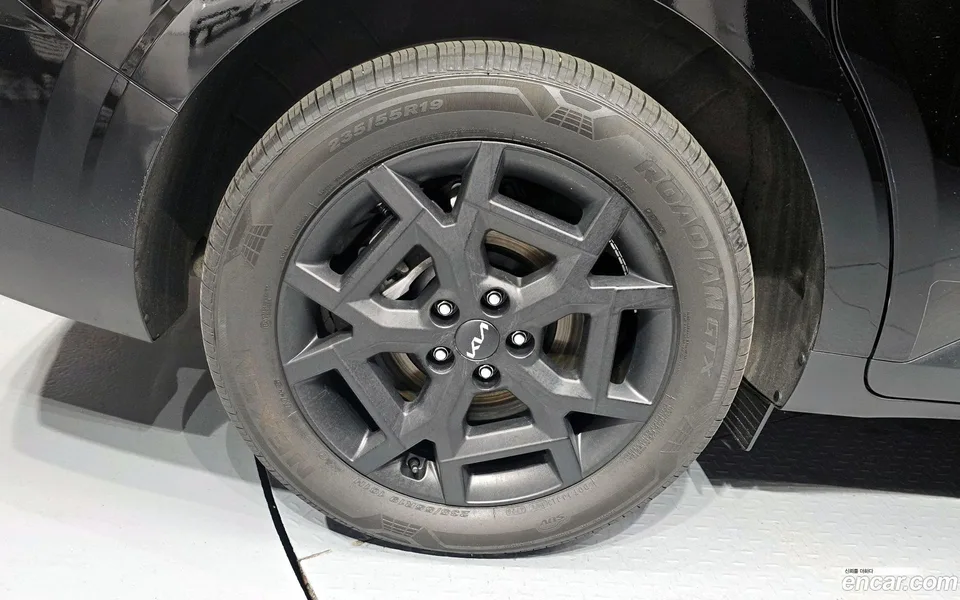 Kia Carnival HEV 9 2025 — thumbnail 2