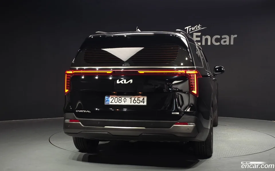 Kia Carnival HEV 9 2025 — thumbnail 4