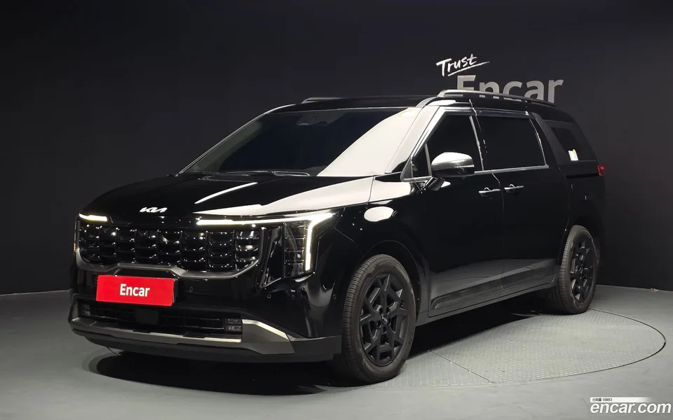 Kia Carnival HEV 9 2025 — photo 1, buy with delivery to Moscow