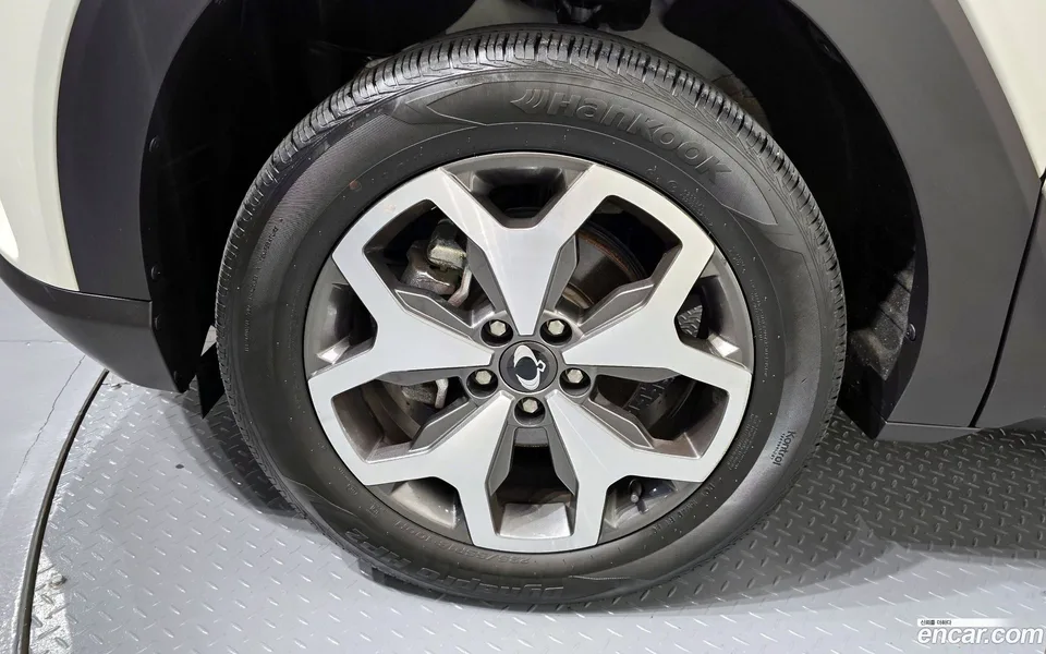 KG Mobility Torres 1.5 2WD 2023 — thumbnail 2