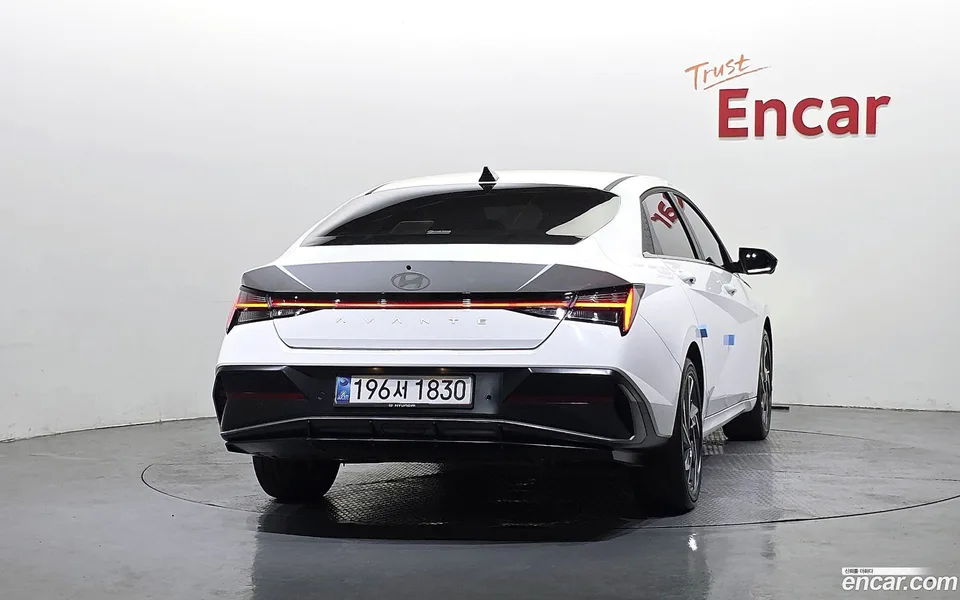 Hyundai Avante CN7 Hybrid 2025 — thumbnail 4