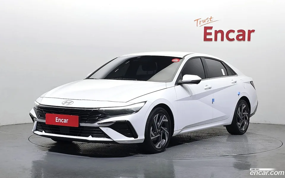 Hyundai Avante CN7 Hybrid 2025 — photo 1, buy with delivery to Moscow