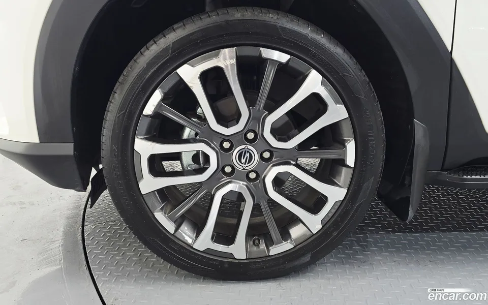 KG Mobility Torres 1.5 4WD 2022 — thumbnail 5