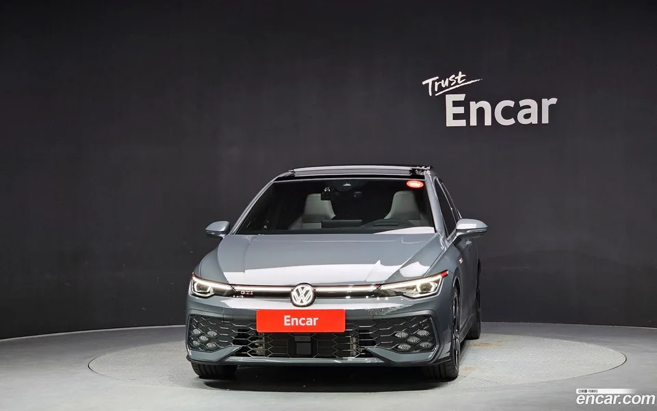 Volkswagen Golf 2.0 GTI 2025 — thumbnail 3