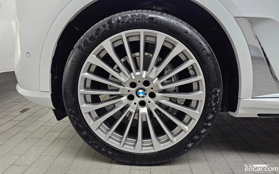 BMW X7 xDrive 40i 6 2024 — thumbnail 5