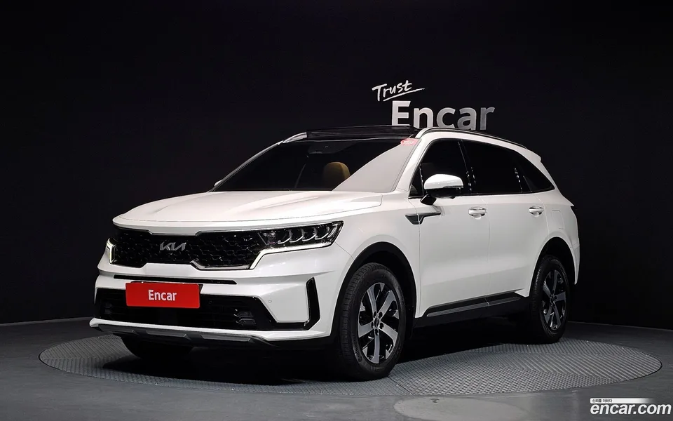 Kia Sorento 2.5T 2WD 2022 — photo 1, buy with delivery to Moscow