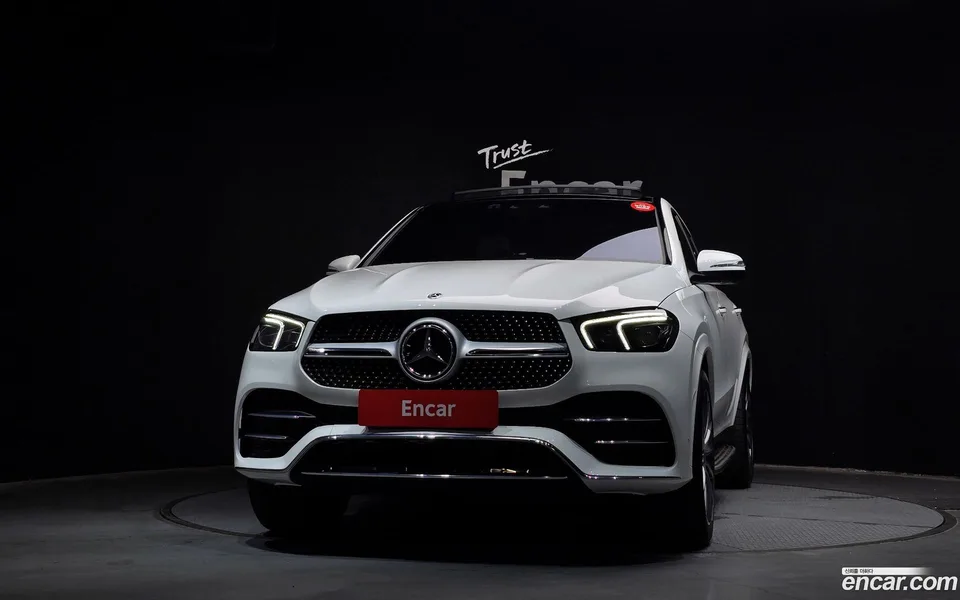 Mercedes-Benz GLE-Class GLE400d 4MATIC 2023 — thumbnail 3