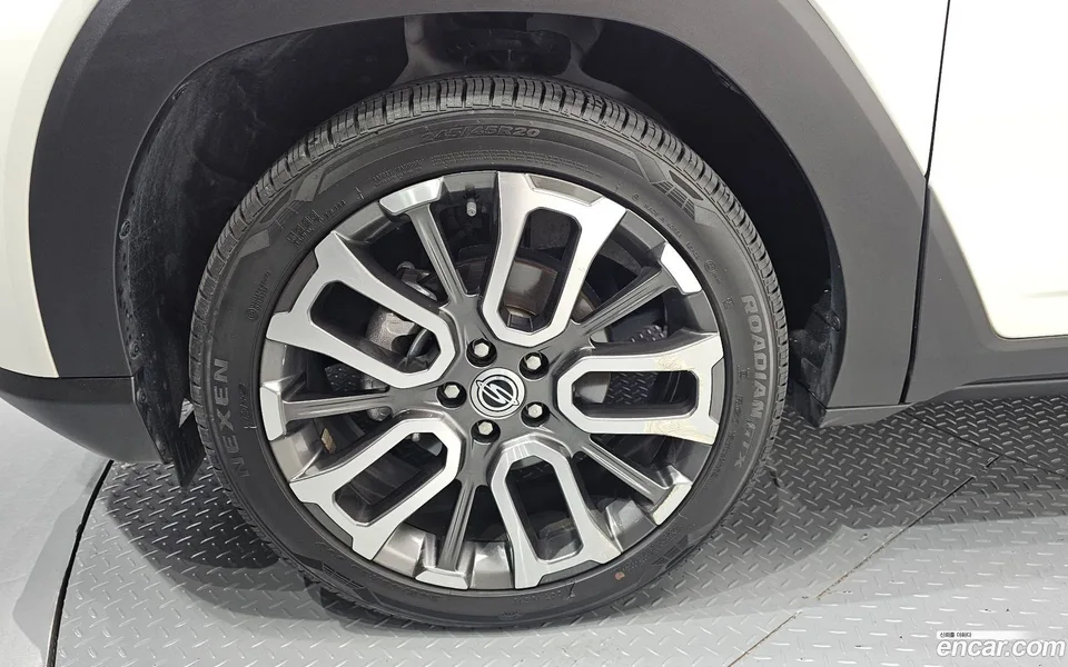 KG Mobility Torres 1.5 2WD 2022 — thumbnail 5