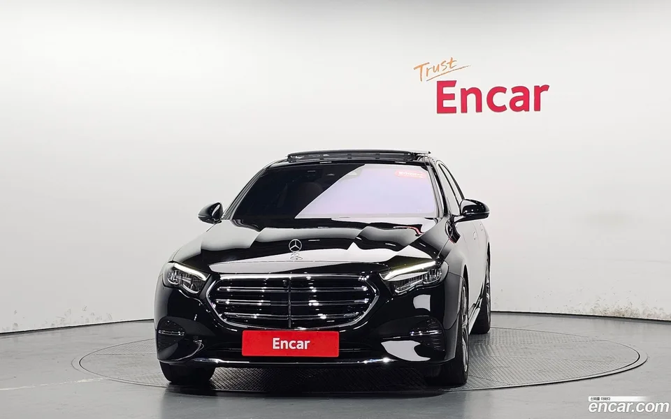 Mercedes-Benz E-Class E220d 4MATIC 2024 — thumbnail 3