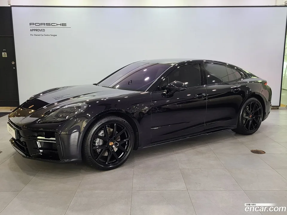 Porsche Panamera (976) 2.9 AWD 2024 — photo 1, buy with delivery to Moscow