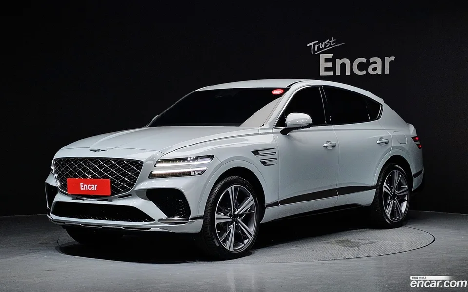 Genesis GV80 Coupe 2.5T AWD 2024 — photo 1, buy with delivery to Moscow