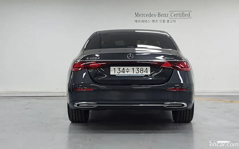 Mercedes-Benz E-Class E220d 4MATIC 2024 — thumbnail 4