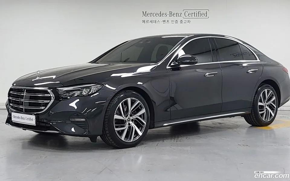 Mercedes-Benz E-Class E220d 4MATIC 2024 — photo 1, buy with delivery to Moscow