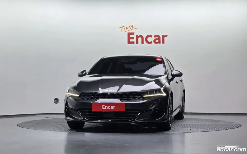 Kia K5 2.0 2023 — миниатюра 3