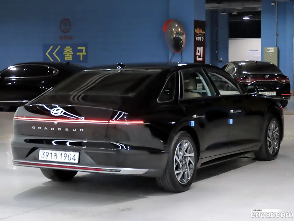 Hyundai Grandeur Hybrid 2025 — thumbnail 4