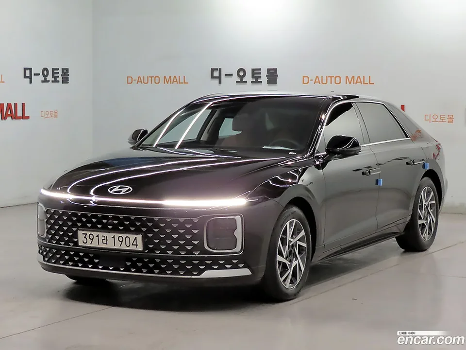 Hyundai Grandeur Hybrid 2025 — photo 1, buy with delivery to Moscow