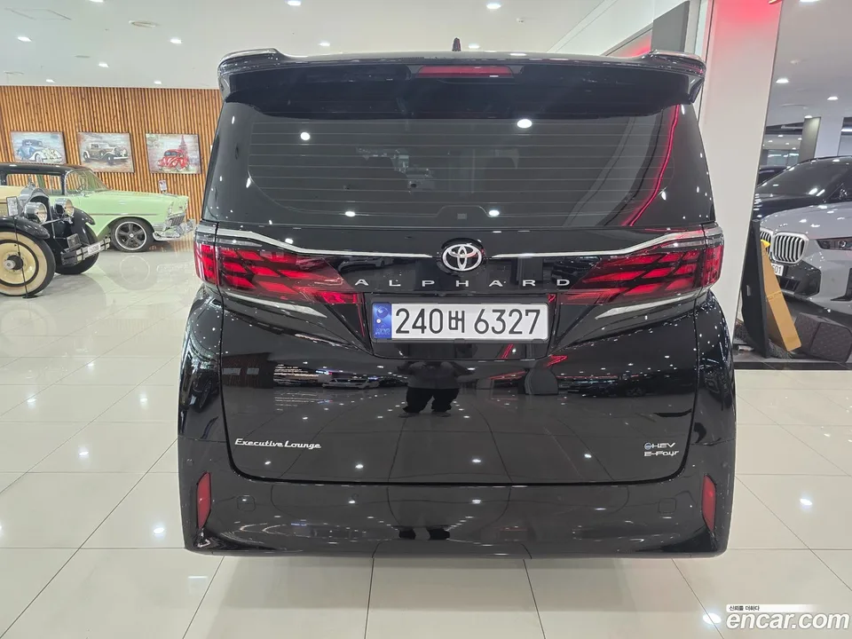 Toyota Alphard 2.5 HEV AWD 2023 — thumbnail 4