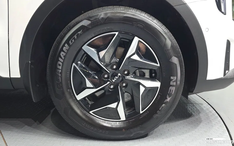 Kia Sorento HEV 1.6 2WD 2024 — миниатюра 5