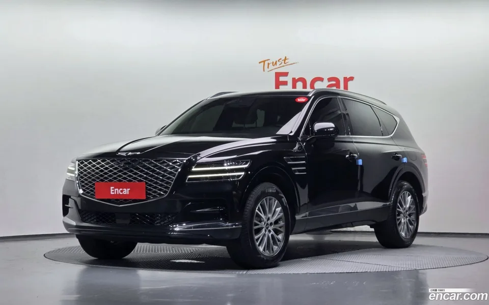 Genesis GV80 2.5T 2WD 2023 — фото 1, купить с доставкой в Москву