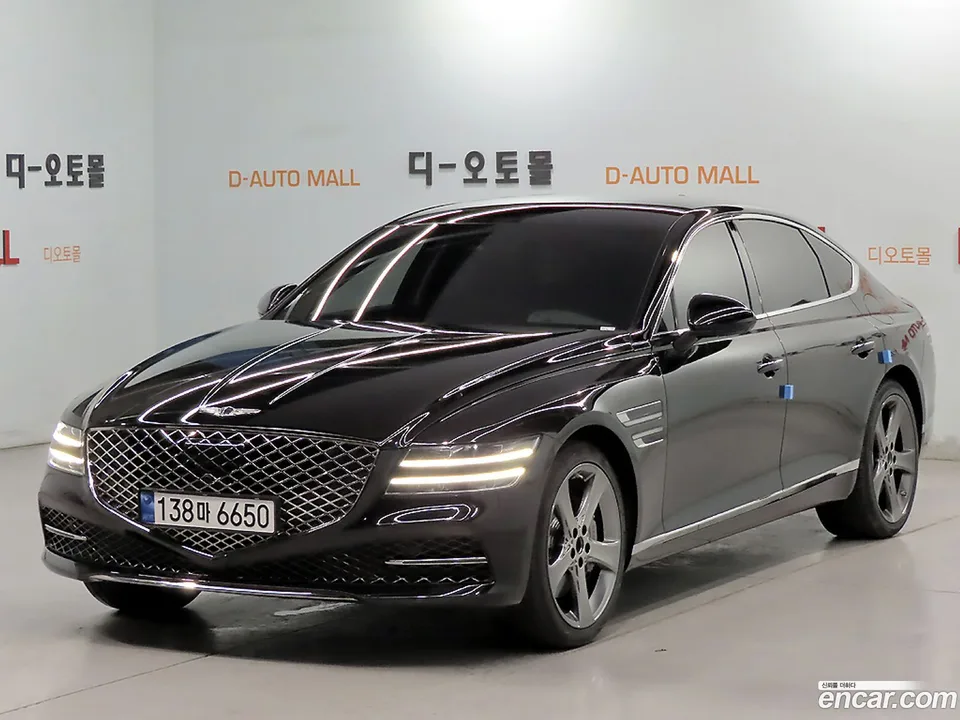 Genesis G80 2.5 2WD 2023 — photo 1, buy with delivery to Moscow
