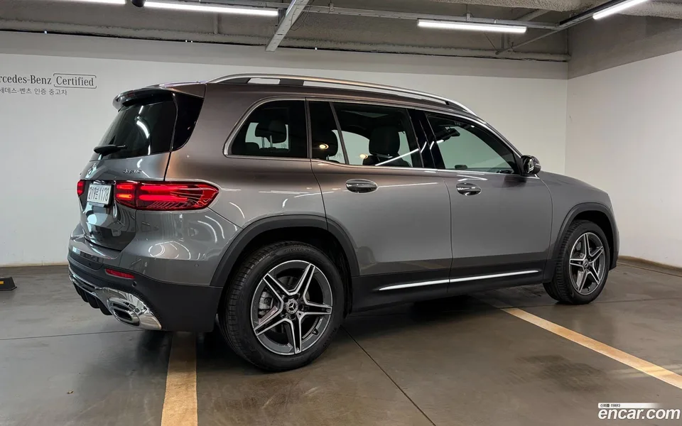 Mercedes-Benz GLB-Class GLB250 4MATIC 2025 — thumbnail 2