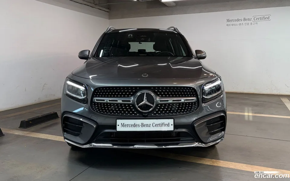 Mercedes-Benz GLB-Class GLB250 4MATIC 2025 — thumbnail 3