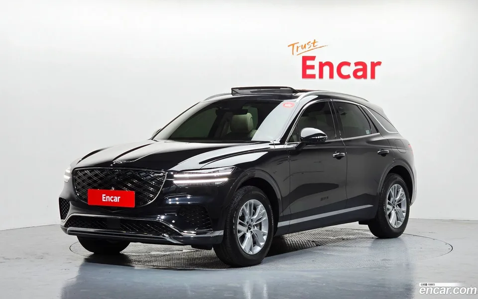 Genesis GV70 2.5T AWD 2025 — photo 1, buy with delivery to Moscow