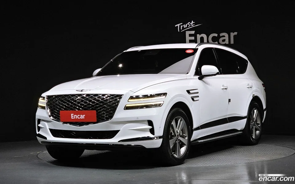 Genesis GV80 2.5T AWD 2022 — photo 1, buy with delivery to Moscow