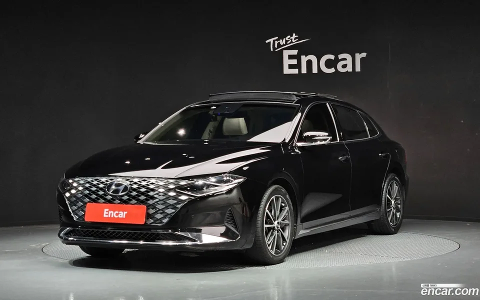 Hyundai Grandeur IG 2.5 2022 — photo 1, buy with delivery to Moscow