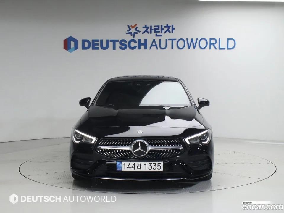 Mercedes-Benz CLA-Class CLA250 4MATIC 2023 — thumbnail 3