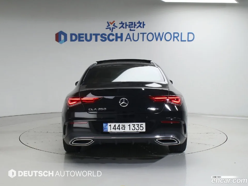 Mercedes-Benz CLA-Class CLA250 4MATIC 2023 — thumbnail 4