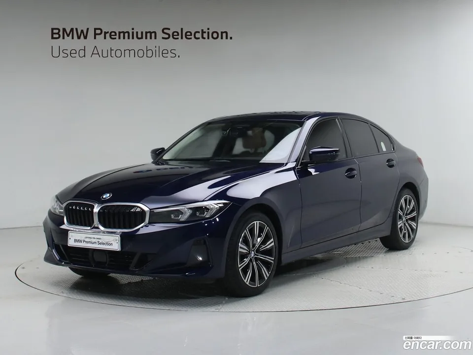 BMW 3 Series 320i 2025 — photo 1, buy with delivery to Moscow