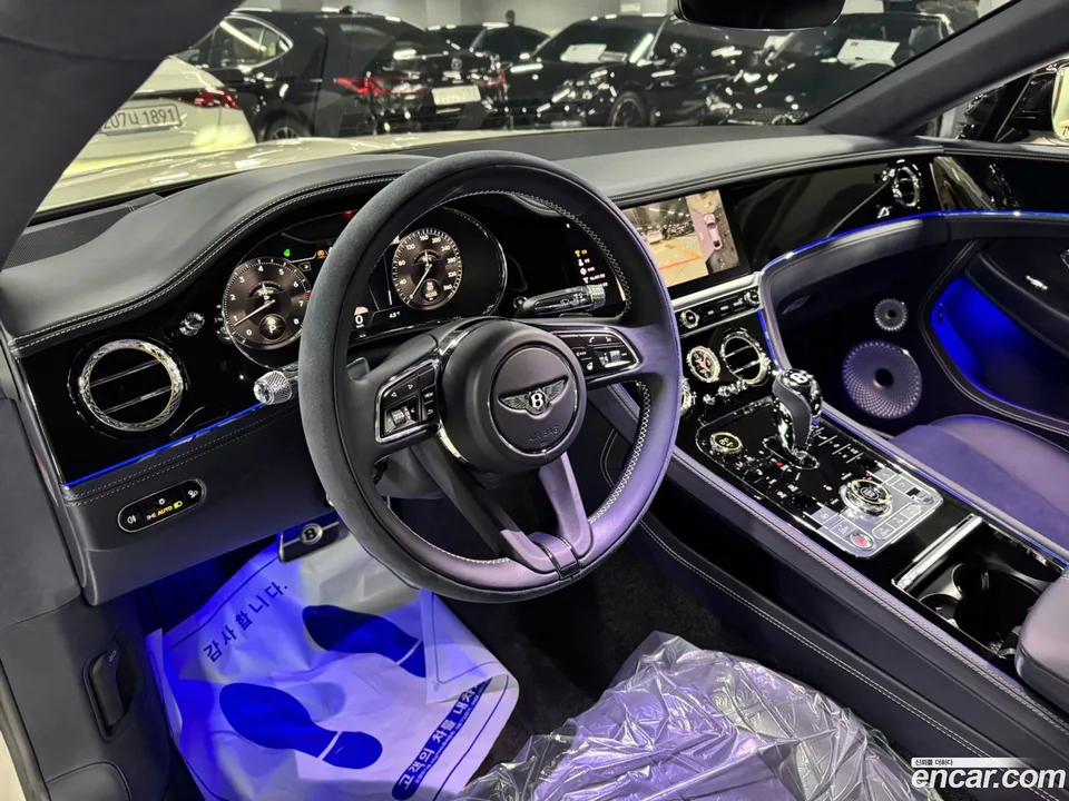 Bentley Continental GT 4.0 GTS 2023 — thumbnail 4