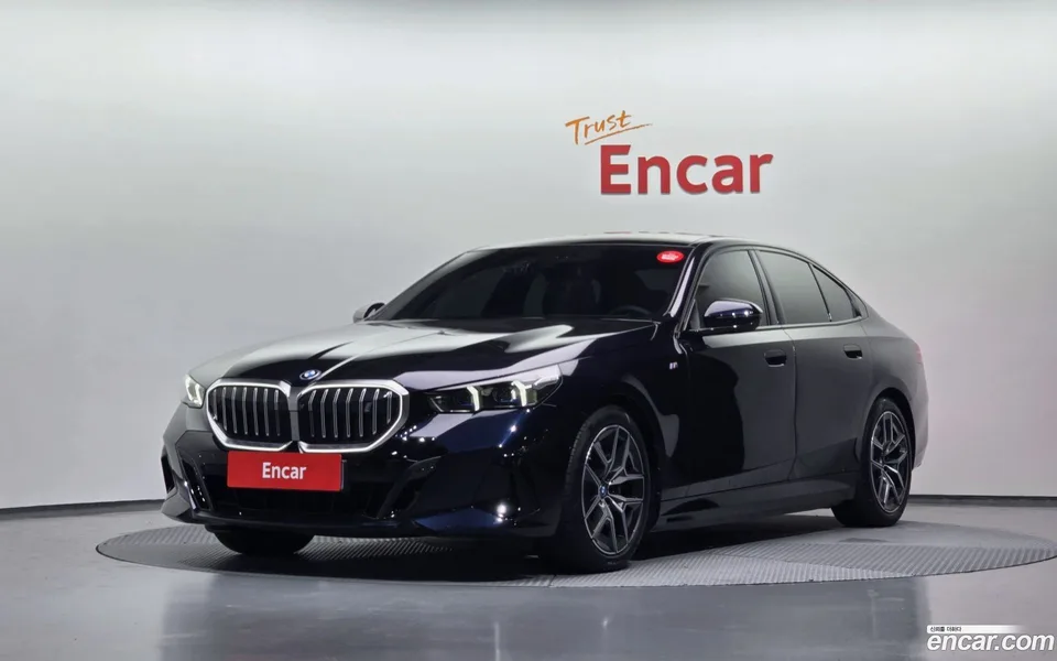 BMW i5 eDrive 40 M 2024 — photo 1, buy with delivery to Moscow