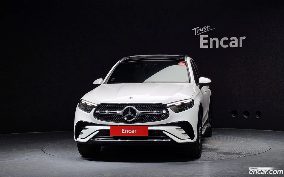 Mercedes-Benz GLC-Class GLC300 4MATIC AMG Line 2026 — thumbnail 3