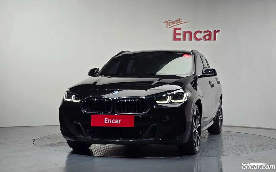 BMW X2 xDrive20i M 2022 — thumbnail 3