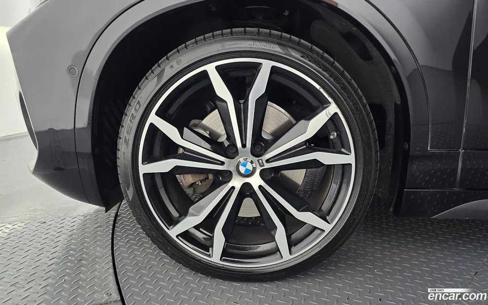 BMW X2 xDrive20i M 2022 — thumbnail 5