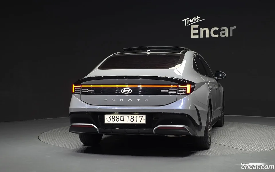 Hyundai Sonata The Edge Hybrid 2024 — миниатюра 4