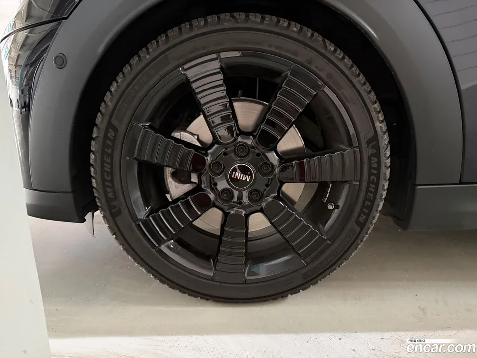 MINI Cooper S Convertible 2024 — thumbnail 5