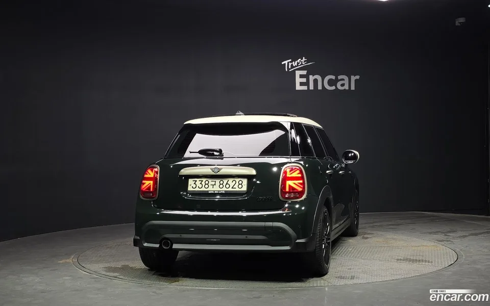 MINI Cooper S 5 2022 — thumbnail 4