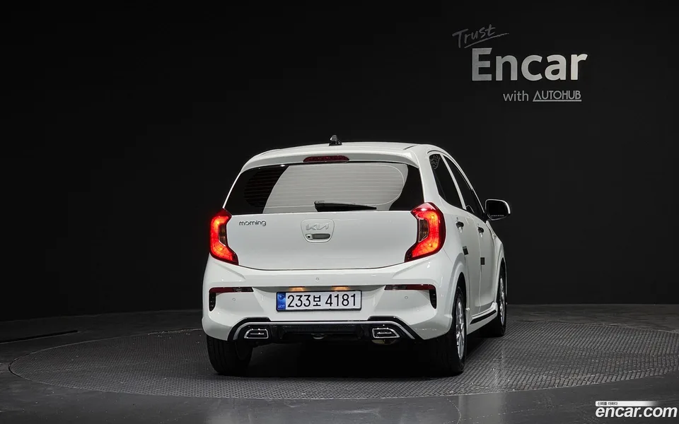 Kia Morning Urban 2023 — thumbnail 4