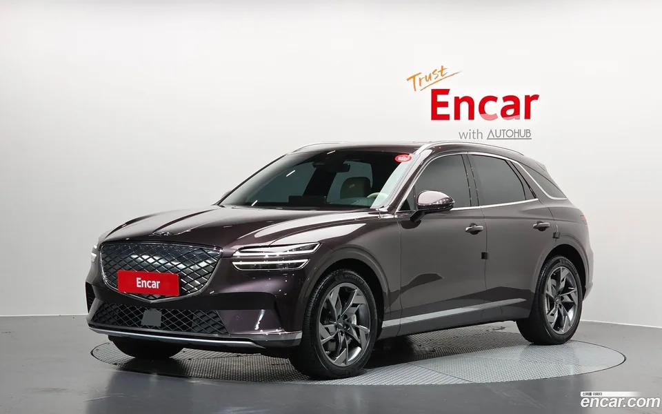 Genesis Electrified GV70 e-AWD 2023 — photo 1, buy with delivery to Moscow