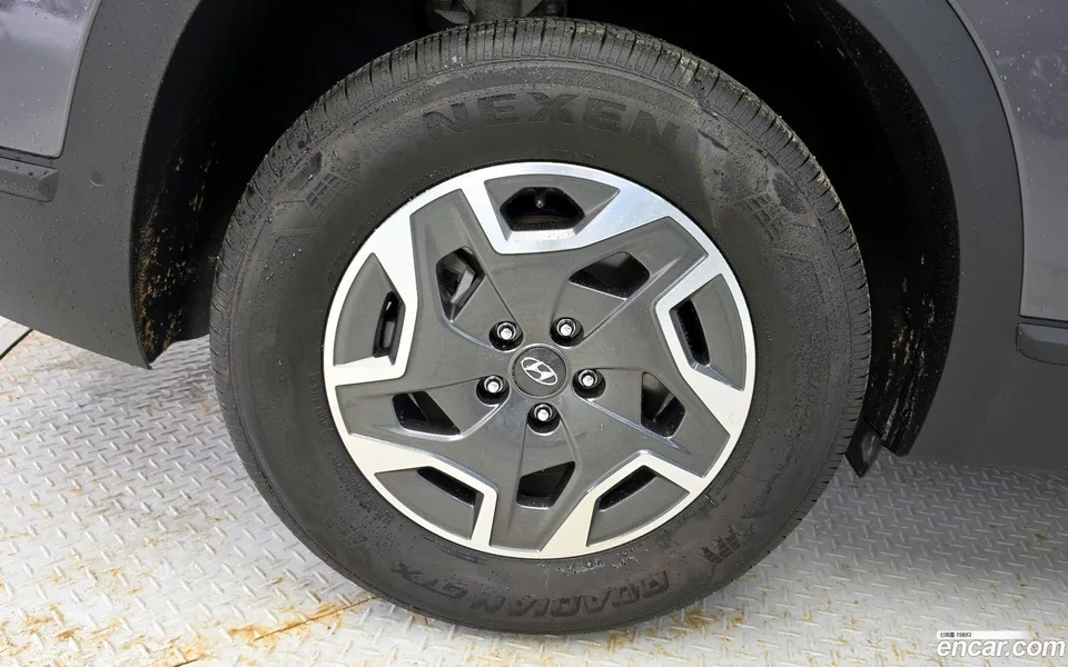 Hyundai SantaFe HEV 1.6 2WD 2023 — thumbnail 2