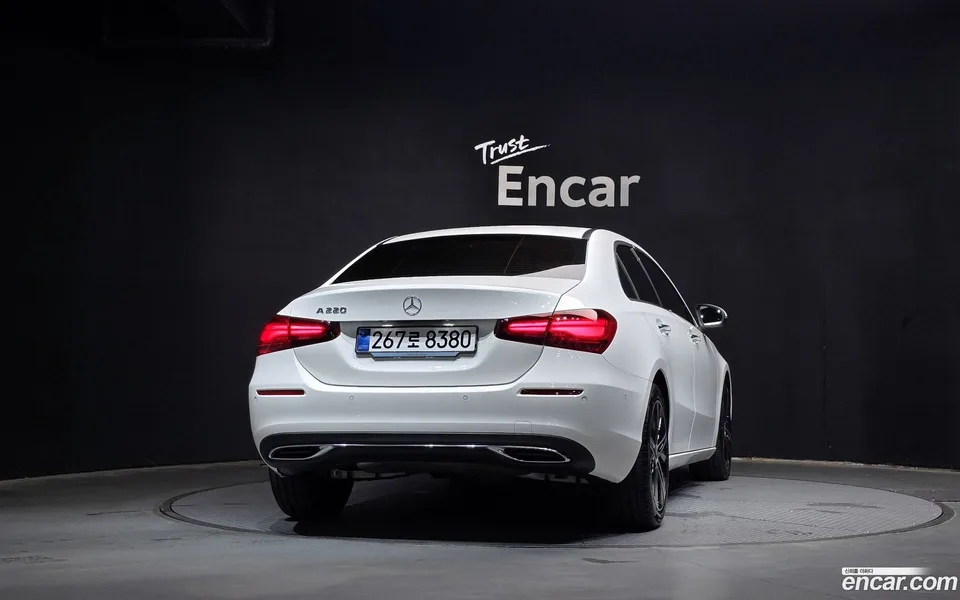 Mercedes-Benz A-Class A220 2025 — миниатюра 4