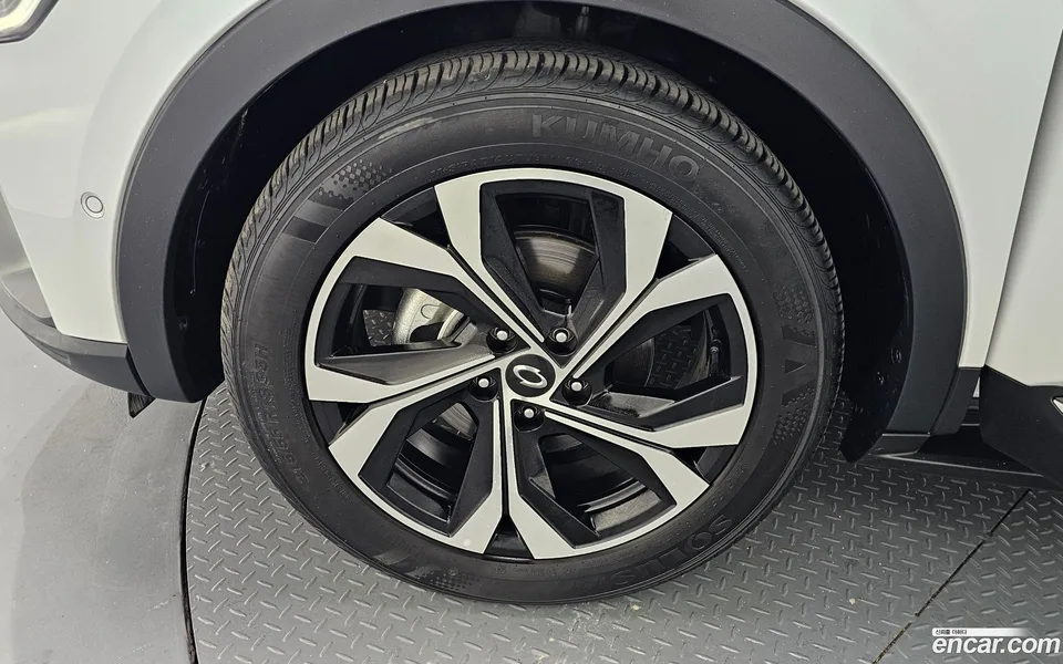 Renault Samsung XM3 (Arkana) 1.6 E-TECH e- 2023 — thumbnail 5