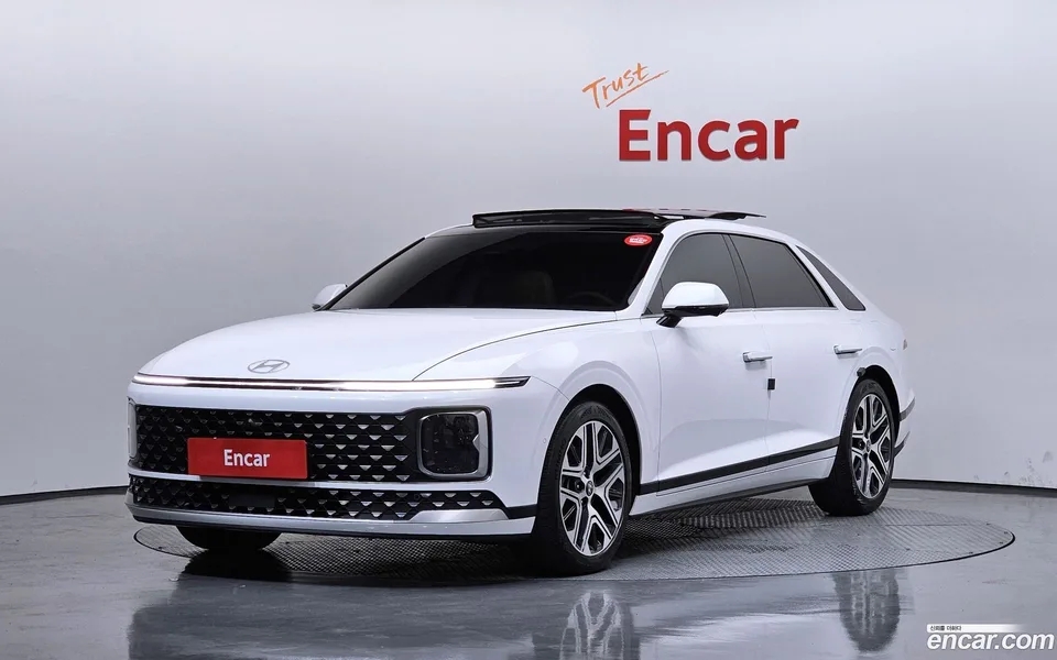Hyundai Grandeur 2.5 2WD 2025 — photo 1, buy with delivery to Moscow