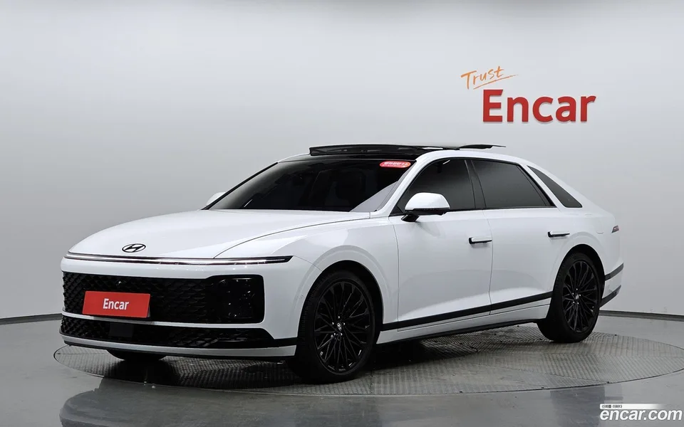 Hyundai Grandeur 2.5 2WD 2023 — photo 1, buy with delivery to Moscow