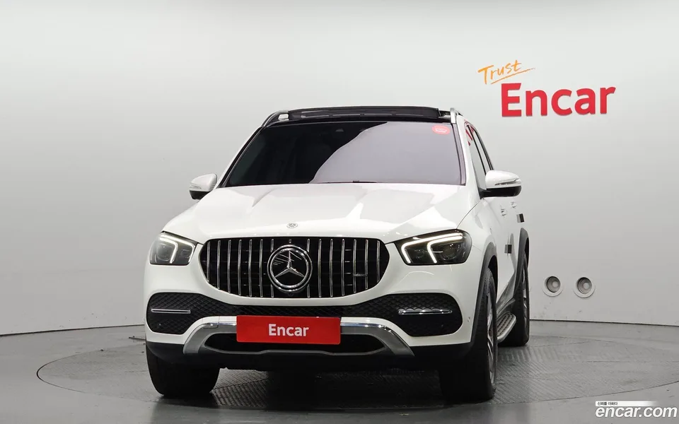 Mercedes-Benz GLE-Class GLE300d 4MATIC 2023 — thumbnail 3