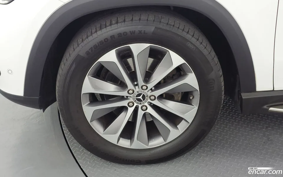 Mercedes-Benz GLE-Class GLE300d 4MATIC 2023 — thumbnail 5